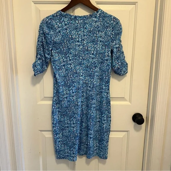 Lilly Pulitzer Belden T-shirt Dress in Cumulus Blue Blooming Together Size Small - Picture 4 of 7